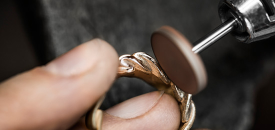 尼高品牌一直以工匠精神走在設(shè)計之路上